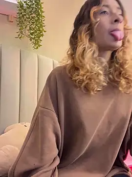 SunshineLizzy online show from November 14, 2025, 1:21 pm