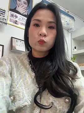 Baby-mmm online show from March 6, 2026, 6:54 am