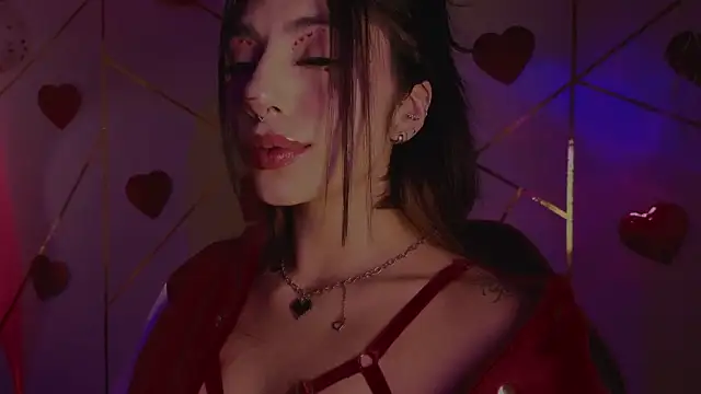 Hollyxx  online show from February 15, 2026, 2:19 am