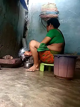 Snapshot of gulapi-gulistan180 chatting on September 24, 2025, 6:28 am gulapi-gulistan180 online show from September 24, 2025, 6:28 am