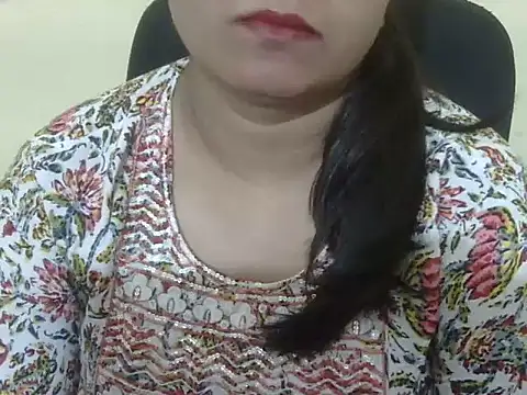 Snapshot of Aanya_Hazel chatting on December 2, 2025, 6:47 pm Aanya Hazel online show from December 2, 2025, 6:47 pm