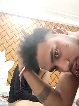 romantic couple1 online show from October 10, 2025, 12:20 am