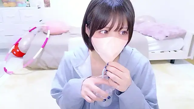 Snapshot of Hinata_Sun chatting on May 14, 2026, 12:28 am Hinata Sun online show from May 14, 2026, 12:28 am