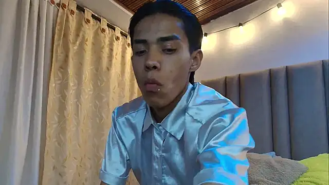 camilo nom online show from October 4, 2025, 4:10 am