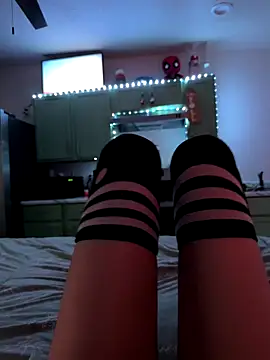 littiekitty online show from September 11, 2025, 3:12 pm