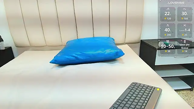 Snapshot of agatha_fit chatting on January 31, 2026, 7:11 pm agatha fit online show from January 31, 2026, 7:11 pm