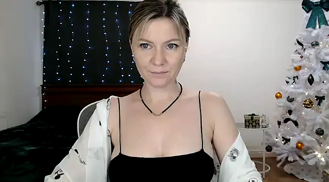 ParadiseAlina online show from December 17, 2024, 6:20 pm