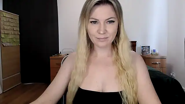 ParadiseAlina online show from September 14, 2025, 4:28 pm