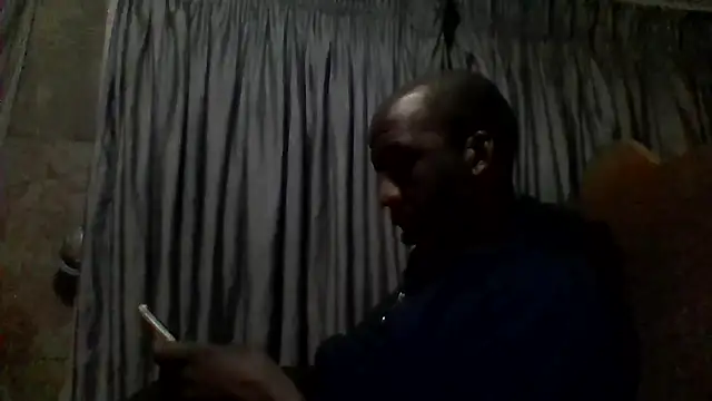 longdickson12345 online show from November 11, 2025, 1:49 am