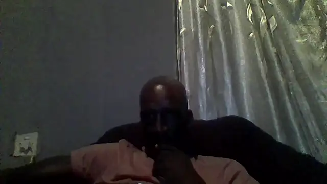 longdickson12345 online show from March 10, 2026, 11:21 pm