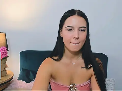 TaliaAdorable online show from September 13, 2025, 9:31 am