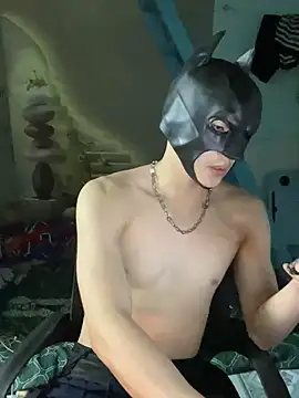 anhkiet huang online show from November 6, 2025, 8:26 am