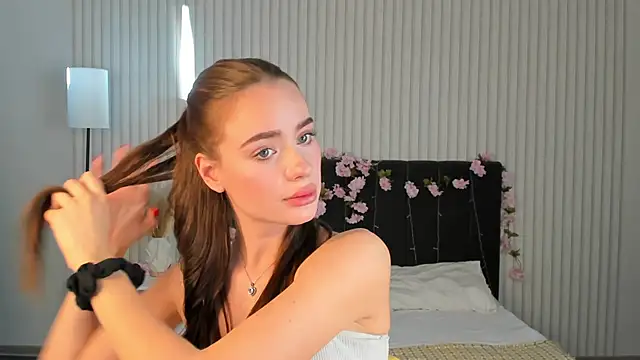 Ameli Povilain online show from October 2, 2025, 11:28 am