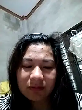 Snapshot of kute-00 chatting on May 4, 2026, 4:14 pm kute-00 online show from May 4, 2026, 4:14 pm