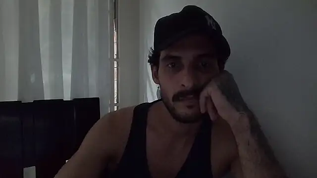 Snapshot of mochakkdj chatting on October 20, 2025, 12:00 am mochakkdj online show from October 20, 2025, 12:00 am