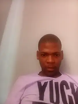 Snapshot of khalazinike chatting on November 16, 2025, 10:43 am khalazinike online show from November 16, 2025, 10:43 am