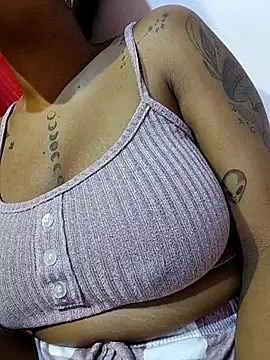 Snapshot of kdfoxxx chatting on September 20, 2025, 1:50 am kdfoxxx online show from September 20, 2025, 1:50 am