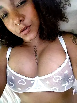 Snapshot of kdfoxxx chatting on December 3, 2025, 3:54 pm kdfoxxx online show from December 3, 2025, 3:54 pm