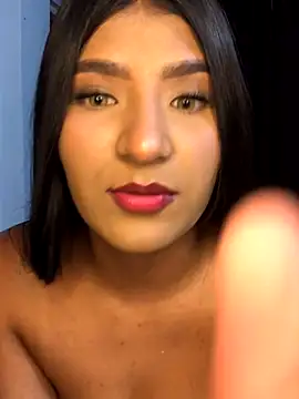 zoeandangel online show from September 13, 2025, 2:55 am