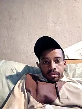 NBLHOTTBOYZ online show from November 25, 2025, 5:35 pm