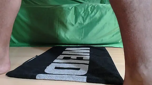 Snapshot of MrGivemethemost chatting on November 5, 2025, 11:10 am MrGivemethemost online show from November 5, 2025, 11:10 am