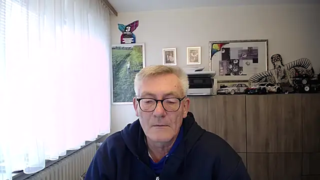 randyandy67 online show from November 20, 2025, 1:11 pm