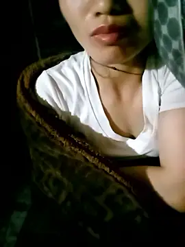 ngan-cute online show from October 22, 2025, 2:01 am