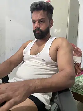 Vineeth3906 online show from April 10, 2026, 6:01 pm