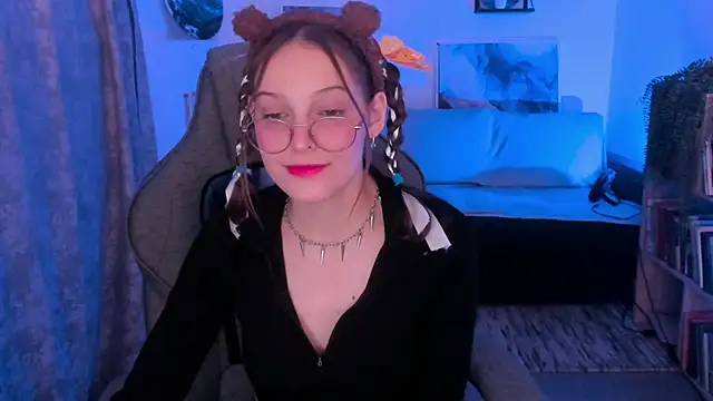 JenniferKiim online show from November 25, 2025, 11:21 am