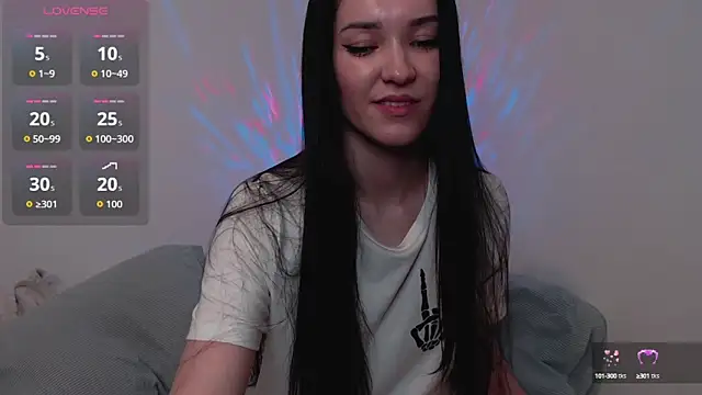 Snapshot of Veliora chatting on October 8, 2025, 2:58 pm Veliora online show from October 8, 2025, 2:58 pm