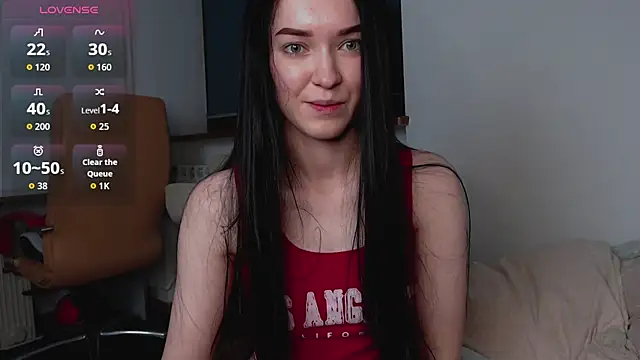 Snapshot of Veliora chatting on October 26, 2025, 4:24 pm Veliora online show from October 26, 2025, 4:24 pm