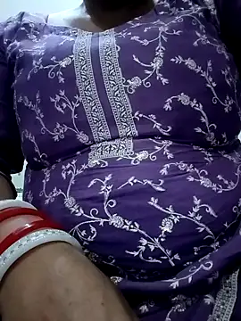 Rakhi sawant143 online show from September 30, 2025, 4:23 pm