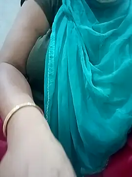 Snapshot of Rakhi_sawant143 chatting on March 17, 2026, 2:49 am Rakhi sawant143 online show from March 17, 2026, 2:49 am