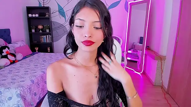 Snapshot of Mia_Clay1 chatting on May 13, 2026, 8:27 pm Mia Clay1 online show from May 13, 2026, 8:27 pm