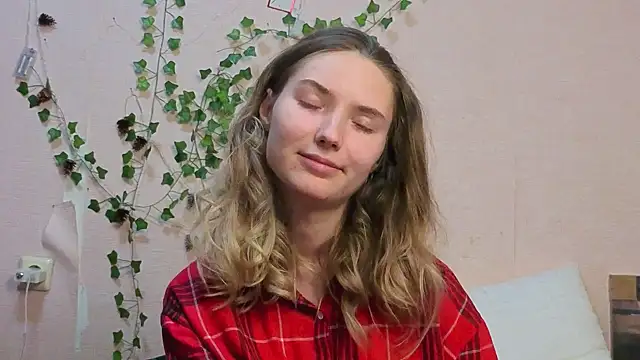 Snapshot of _kikiclark__ chatting on March 4, 2026, 8:59 pm kikiclark online show from March 4, 2026, 8:59 pm