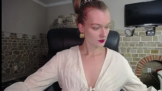 MysticVenus  online show from September 24, 2025, 6:39 am