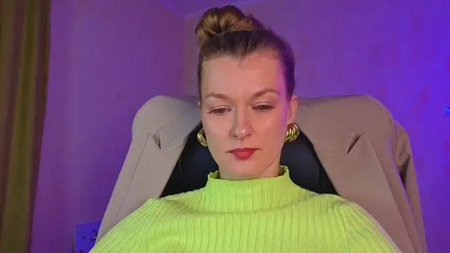 MysticVenus  online show from January 7, 2026, 2:41 pm