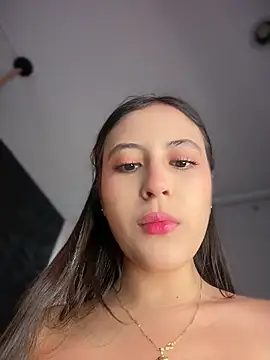 Snapshot of Juanita-Diaz chatting on July 19, 2026, 8:45 pm Juanita-Diaz online show from July 19, 2026, 8:45 pm