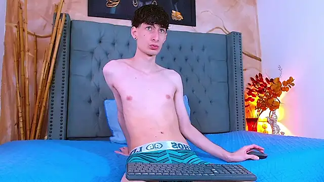 Snapshot of Luke_Carter chatting on February 13, 2026, 1:18 pm Luke Carter online show from February 13, 2026, 1:18 pm