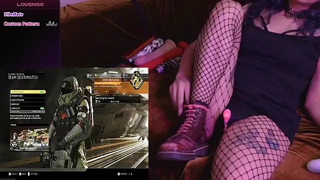 mmmminaDarling online show from April 18, 2026, 12:58 am