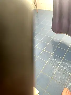 Snapshot of MrScrr chatting on November 8, 2025, 11:10 am MrScrr online show from November 8, 2025, 11:10 am