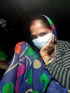 Snapshot of Hot-honi chatting on November 7, 2025, 2:39 pm Hot-honi online show from November 7, 2025, 2:39 pm