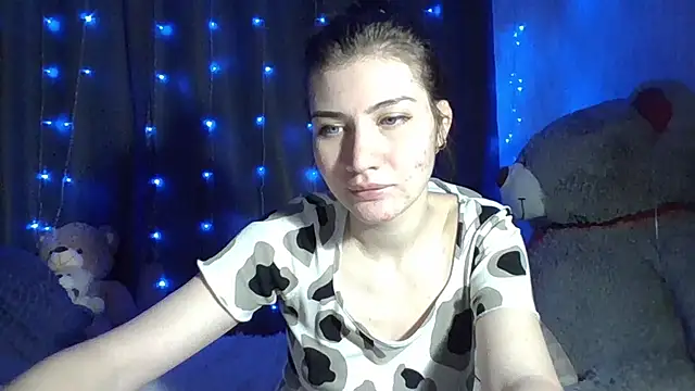 Snapshot of Nancy_Luna chatting on October 1, 2025, 4:35 pm Nancy Luna online show from October 1, 2025, 4:35 pm