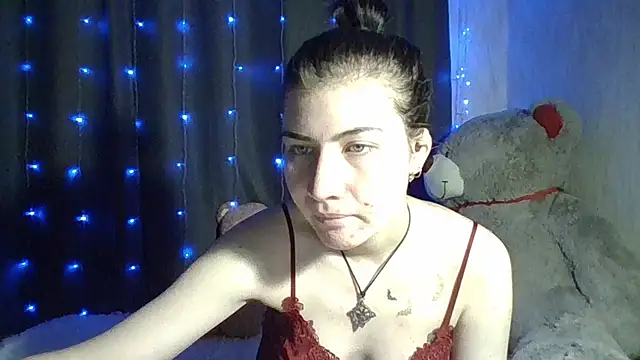 Snapshot of Nancy_Luna chatting on October 21, 2025, 5:35 pm Nancy Luna online show from October 21, 2025, 5:35 pm