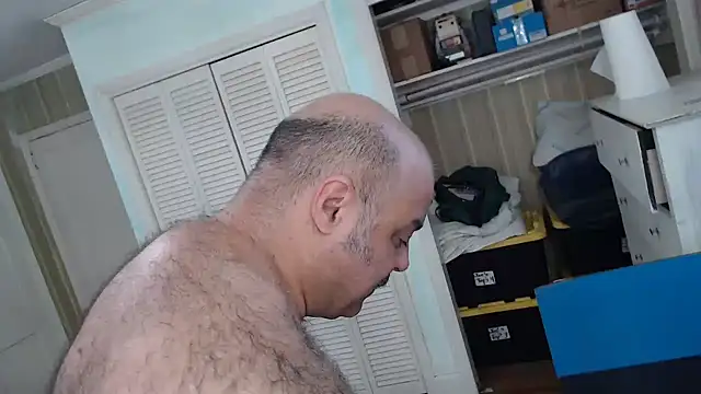 Snapshot of bullmusclejoe chatting on November 9, 2025, 2:59 pm bullmusclejoe online show from November 9, 2025, 2:59 pm