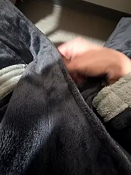 Snapshot of NuclearValue40 chatting on January 18, 2026, 4:49 am NuclearValue40 online show from January 18, 2026, 4:49 am