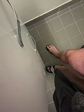 Snapshot of NuclearValue40 chatting on February 9, 2026, 8:35 pm NuclearValue40 online show from February 9, 2026, 8:35 pm