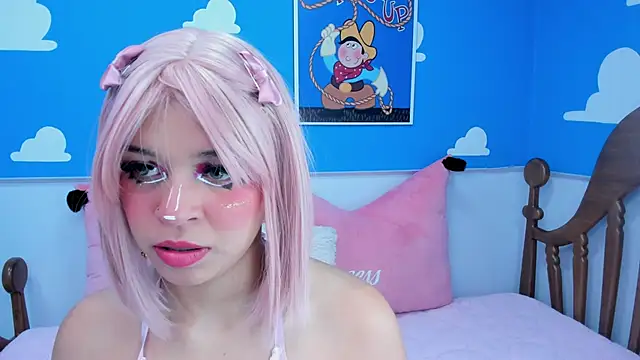 miss  evolet online show from October 6, 2025, 11:07 am