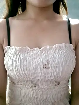 mymy06 online show from April 5, 2026, 12:13 pm