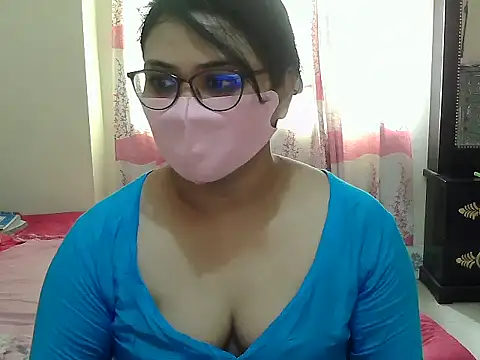 Elena cruz5 online show from September 11, 2025, 4:23 am